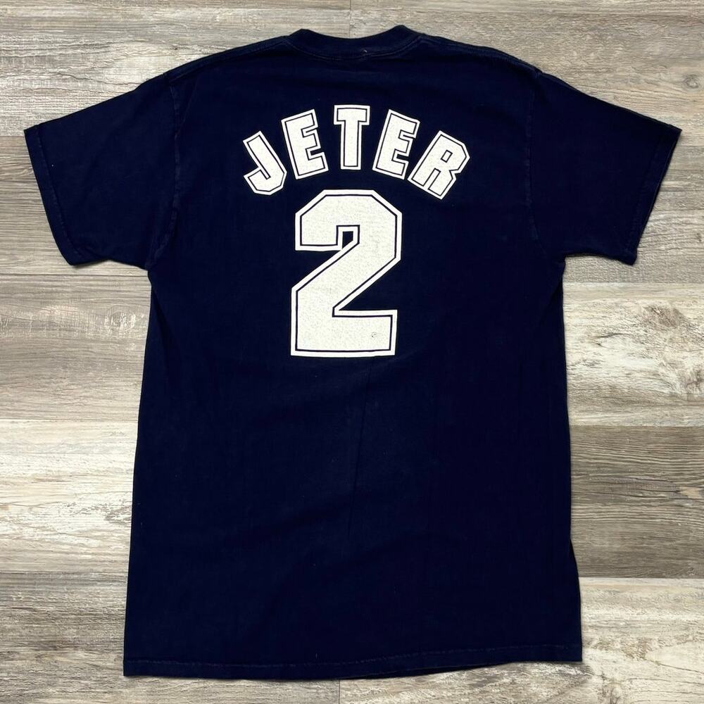 Vintage Delta MLB‎ New York Yankees Derek Jeter #2 Blue Mens L Baseball Tshirt